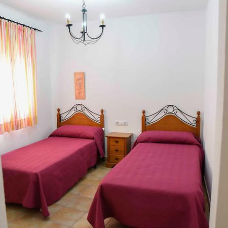 Apartamentos Perez Zara 科尼尔-德拉弗龙特拉 外观 照片
