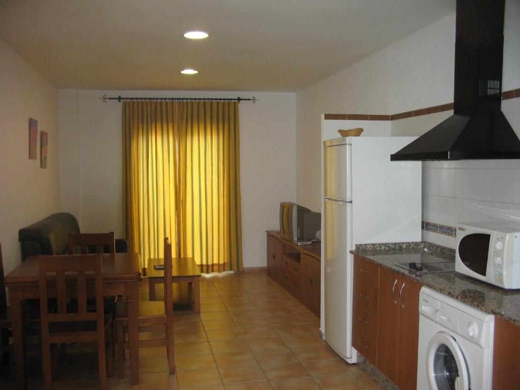 Apartamentos Perez Zara 科尼尔-德拉弗龙特拉 客房 照片