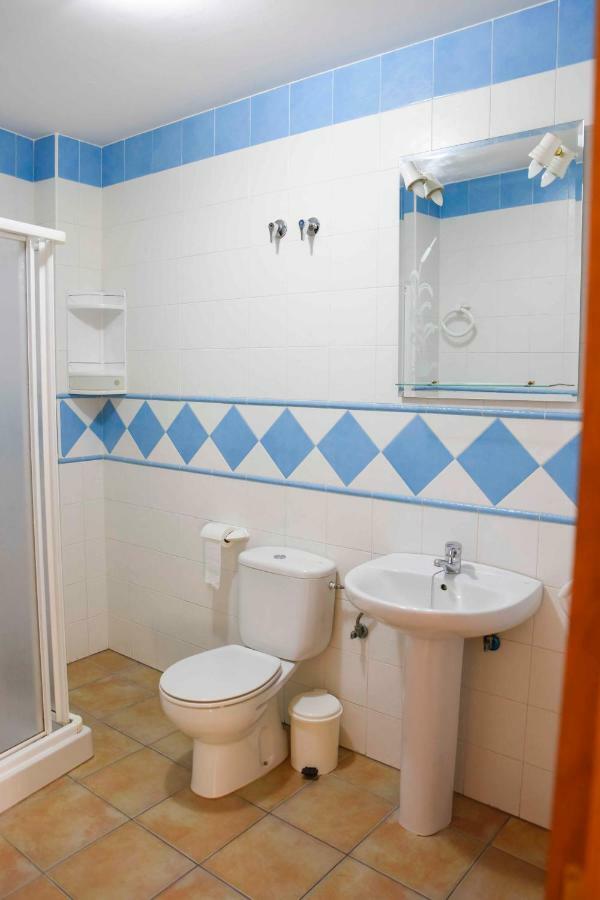Apartamentos Perez Zara 科尼尔-德拉弗龙特拉 外观 照片