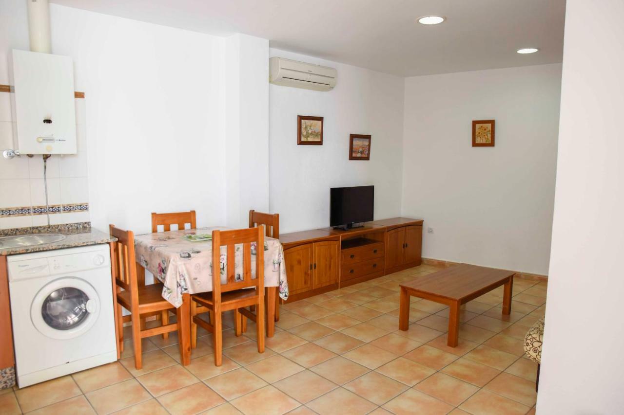 Apartamentos Perez Zara 科尼尔-德拉弗龙特拉 外观 照片